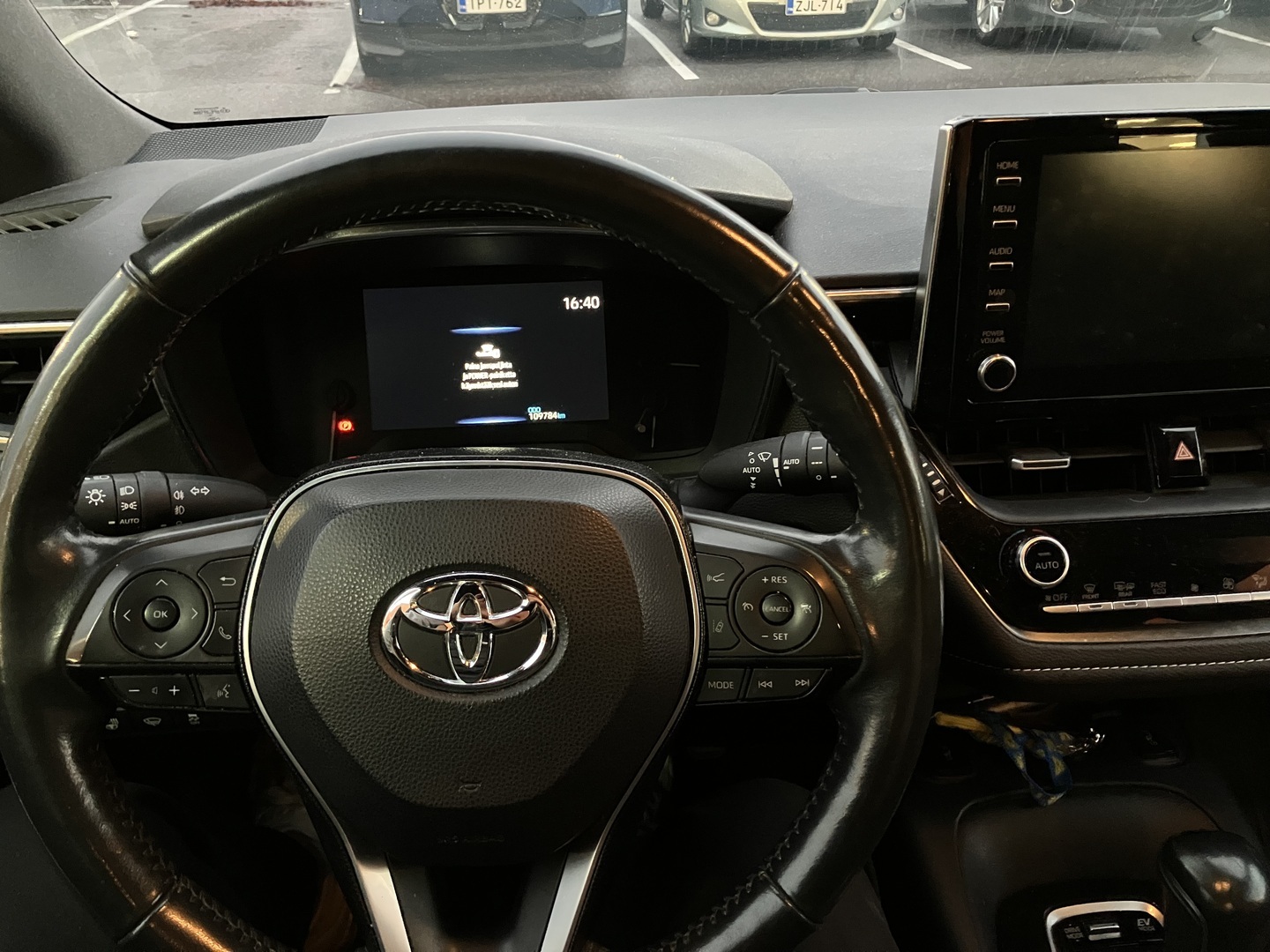 TOYOTA Corolla 2021