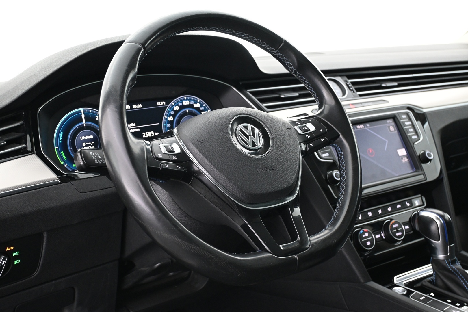 VOLKSWAGEN Passat 2017