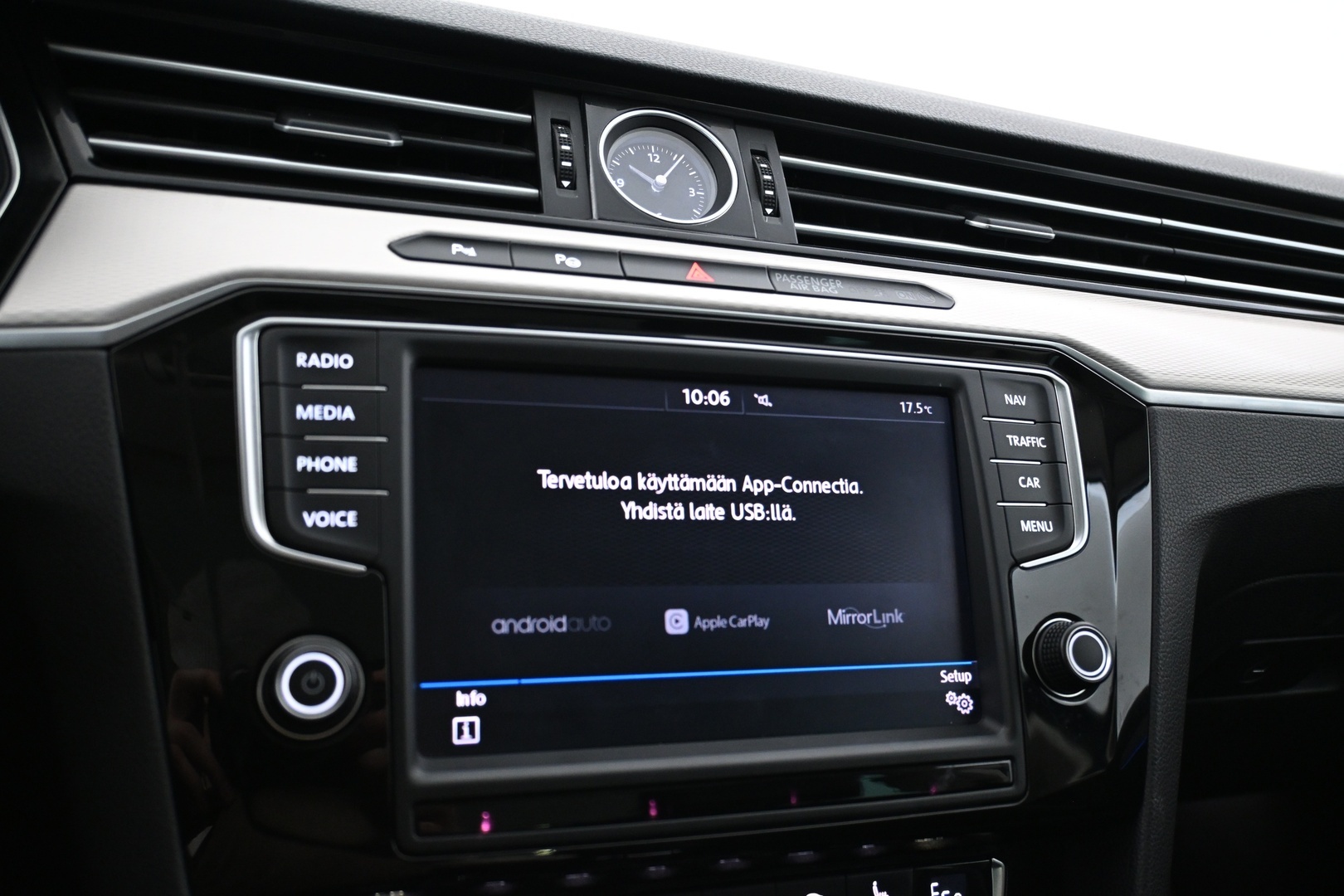 VOLKSWAGEN Passat 2017