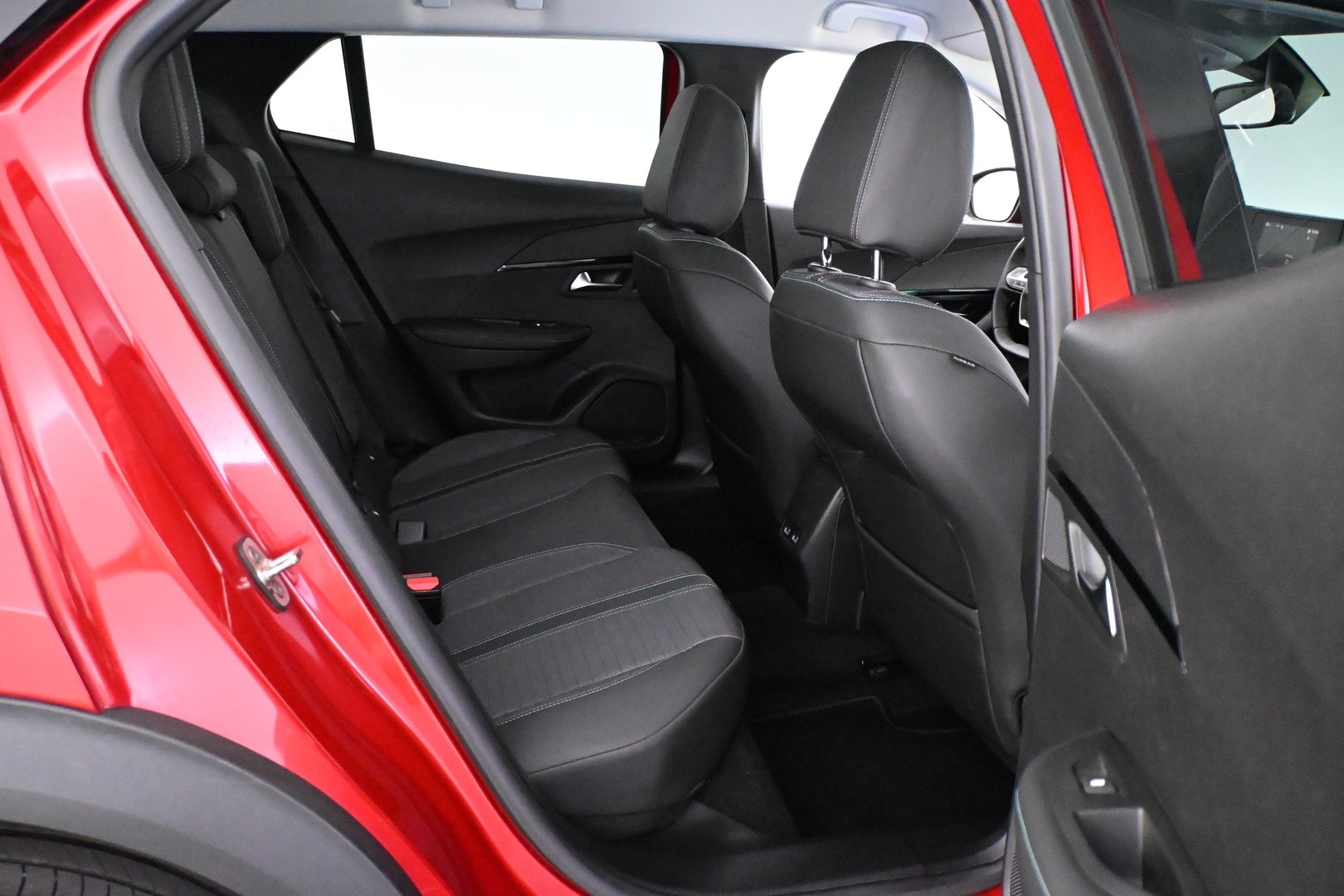 PEUGEOT 2008 2021