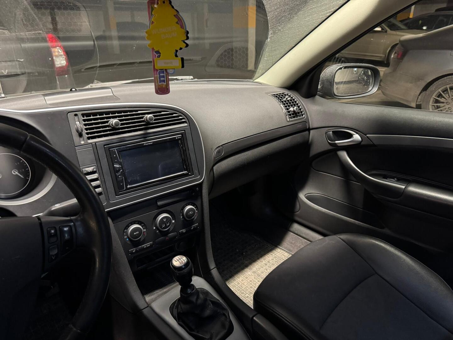 SAAB 9-3 2009