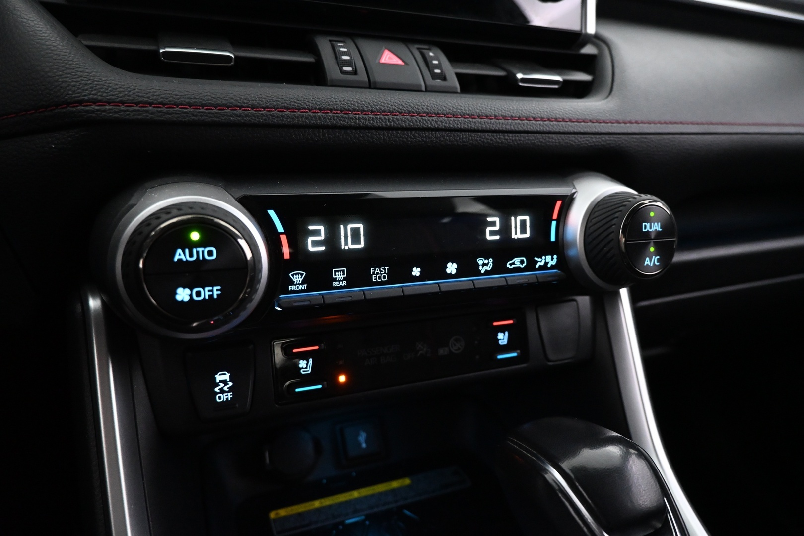 TOYOTA RAV4 PLUG-IN 2021