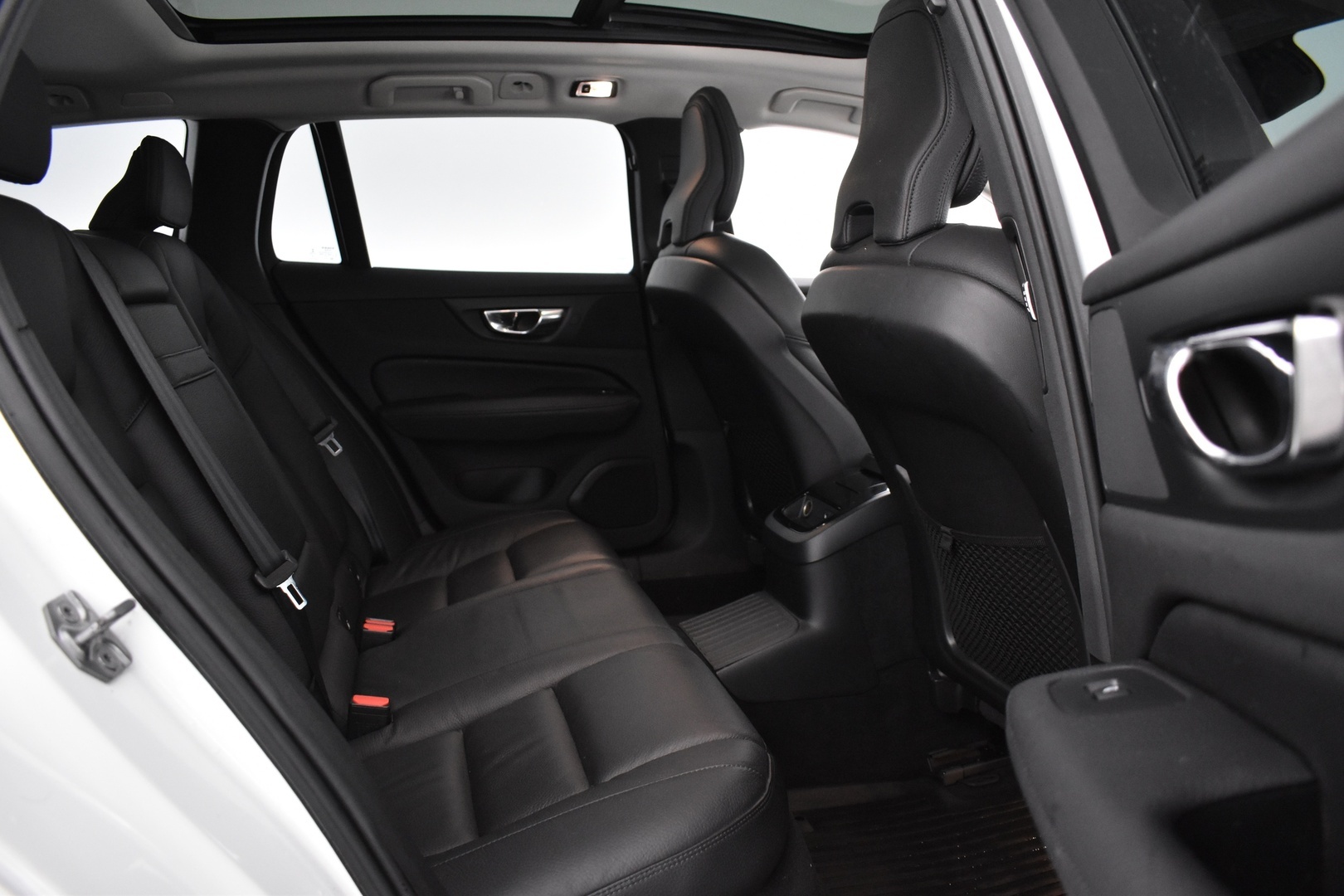 VOLVO V60 2019
