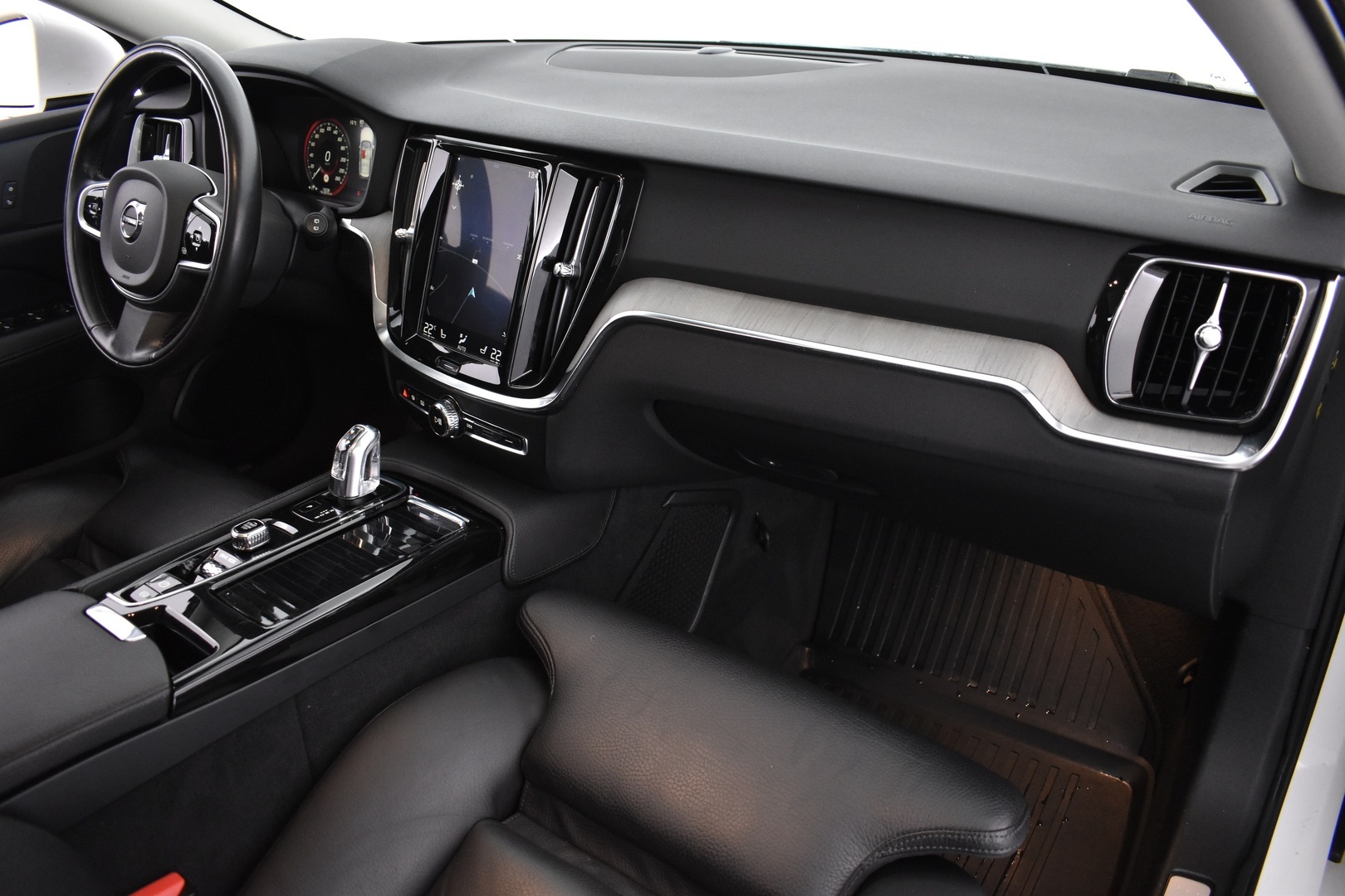 VOLVO V60 2019