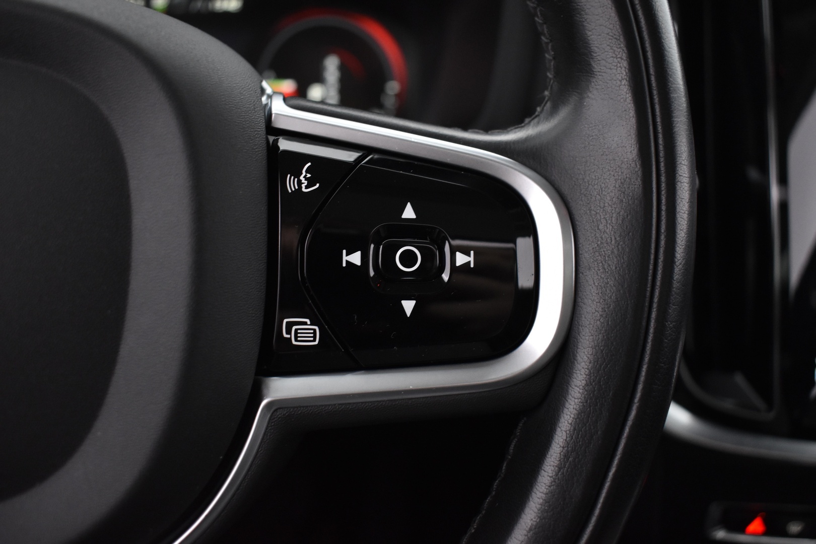 VOLVO V60 2019