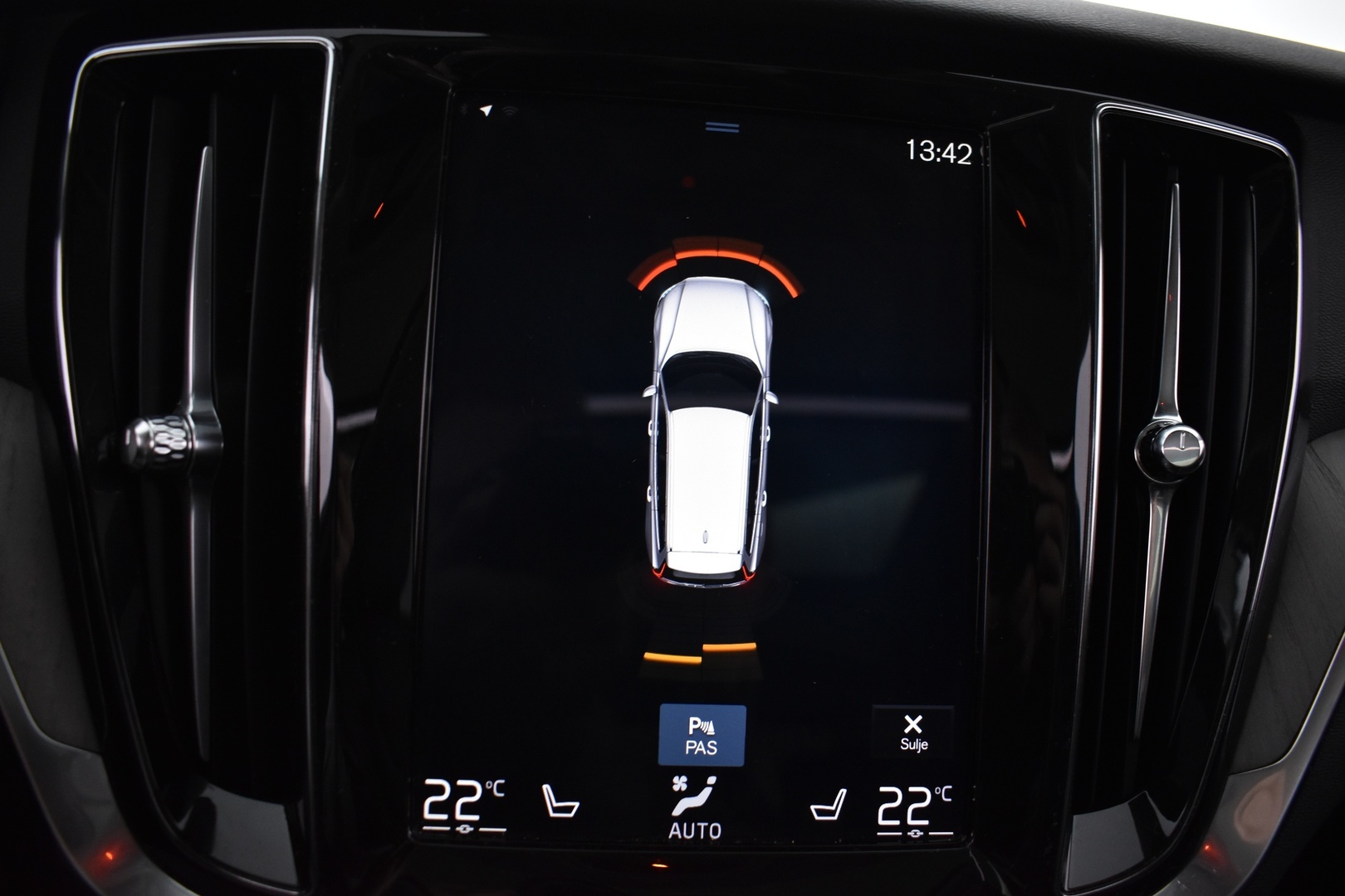 VOLVO V60 2019