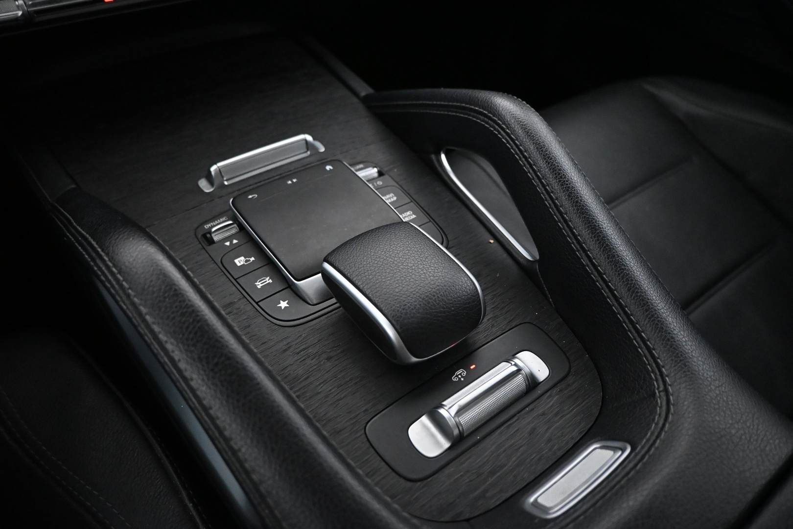 MERCEDES-BENZ GLE 2022