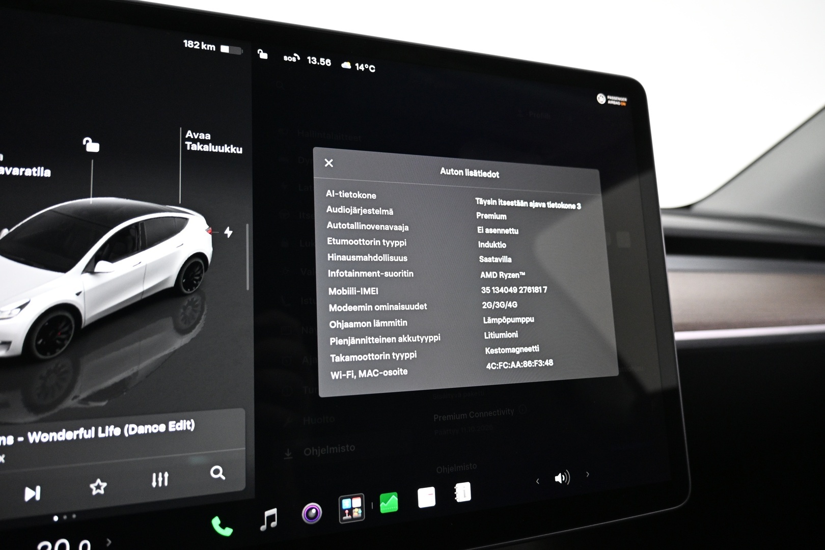 TESLA Model Y 2023