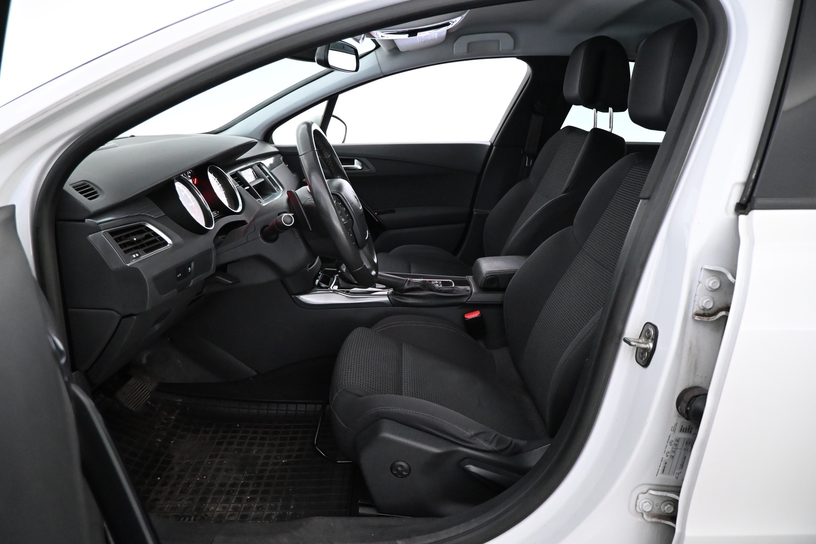 PEUGEOT 508 2012