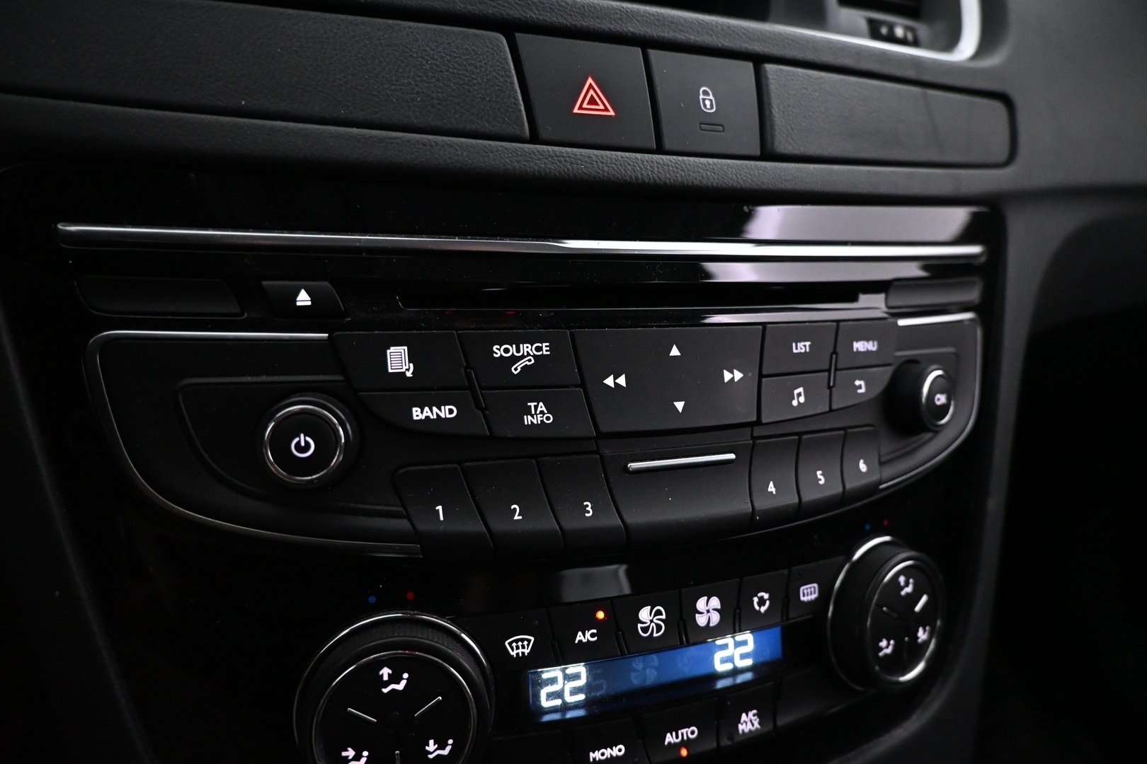 PEUGEOT 508 2012