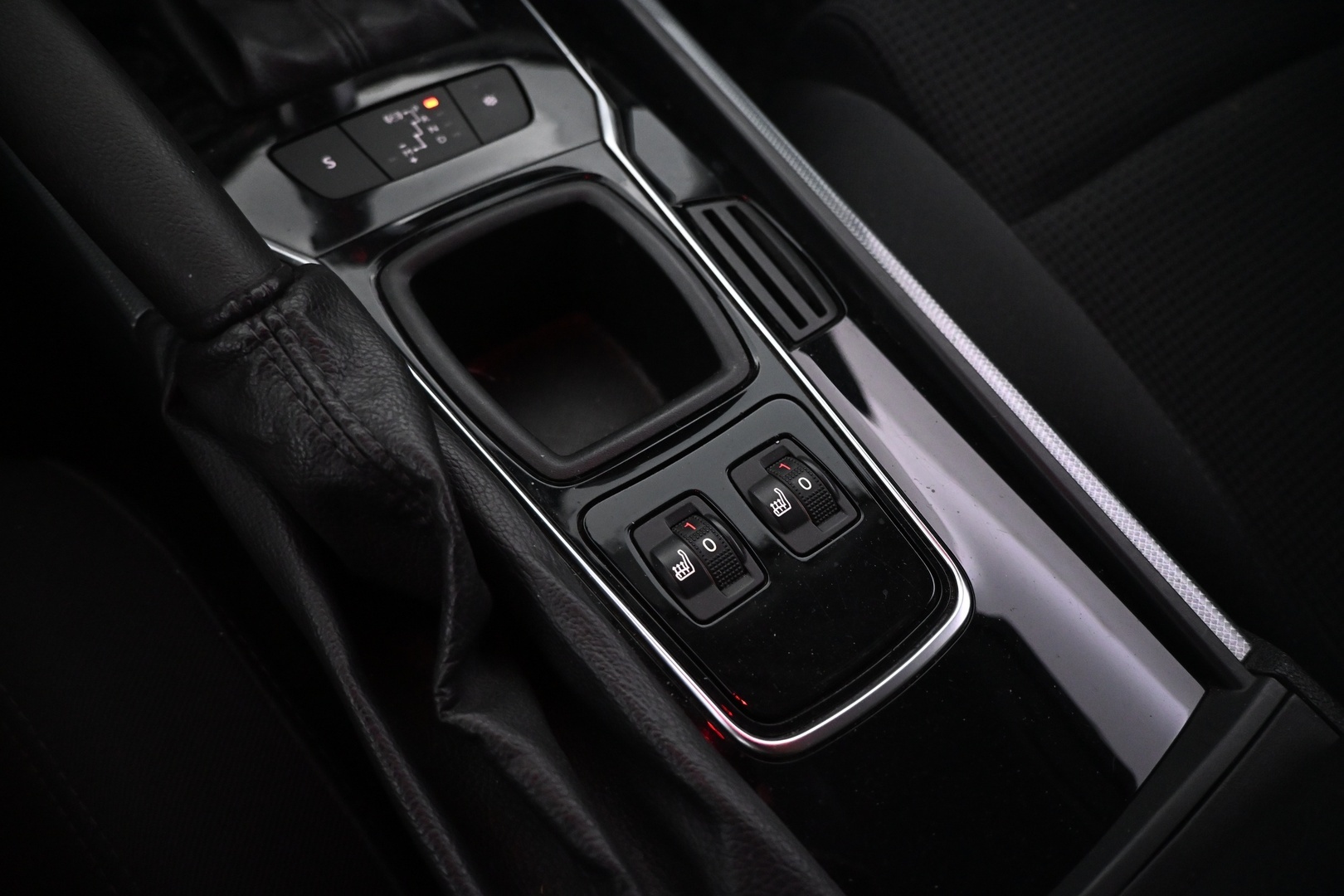 PEUGEOT 508 2012