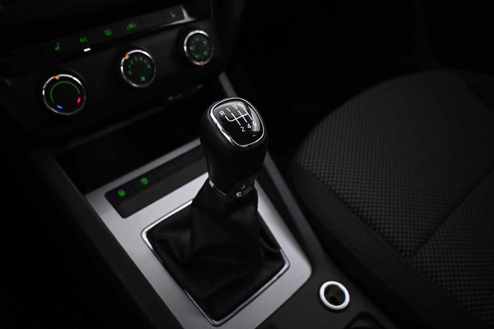 SKODA Octavia 2014