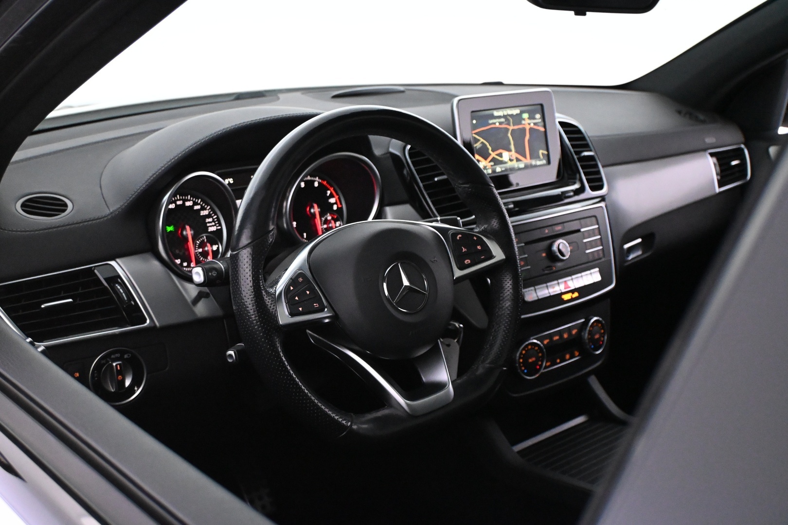 MERCEDES-BENZ GLE 43 AMG 2016