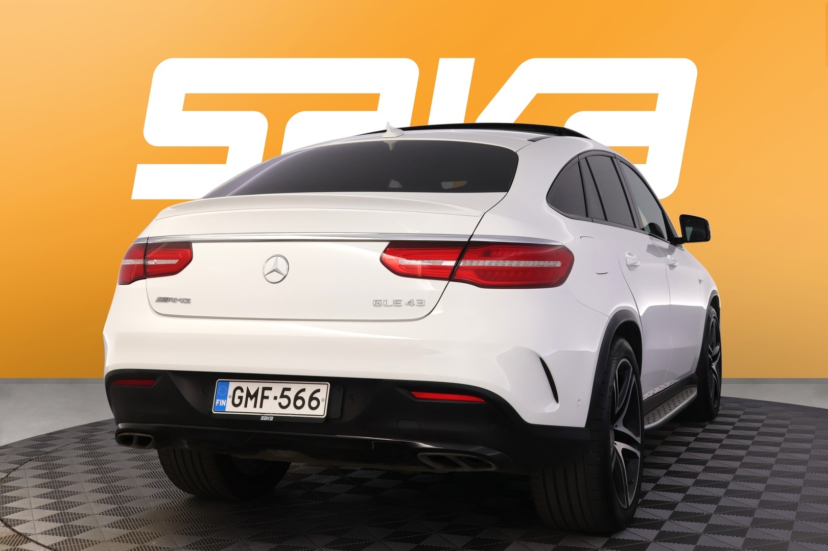 MERCEDES-BENZ GLE 43 AMG 2016
