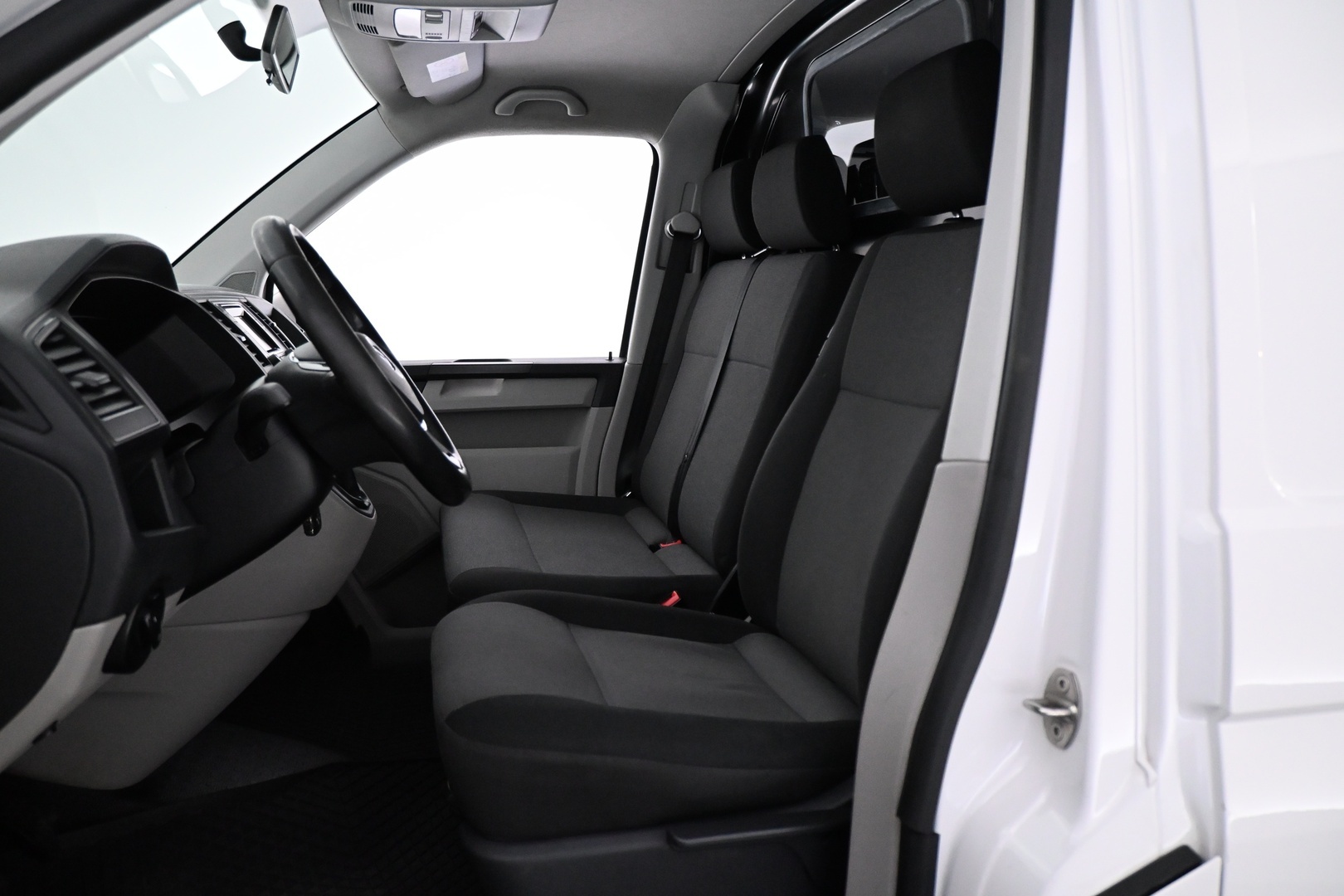 VOLKSWAGEN Transporter 2017