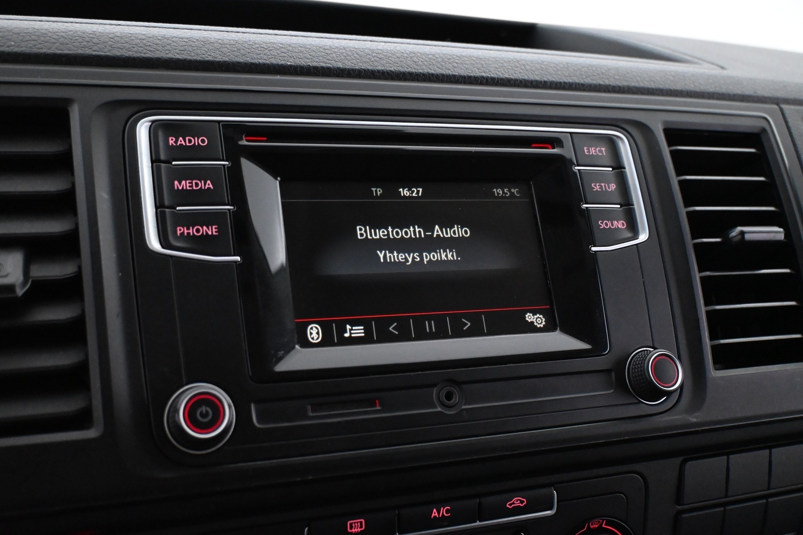 VOLKSWAGEN Transporter 2017