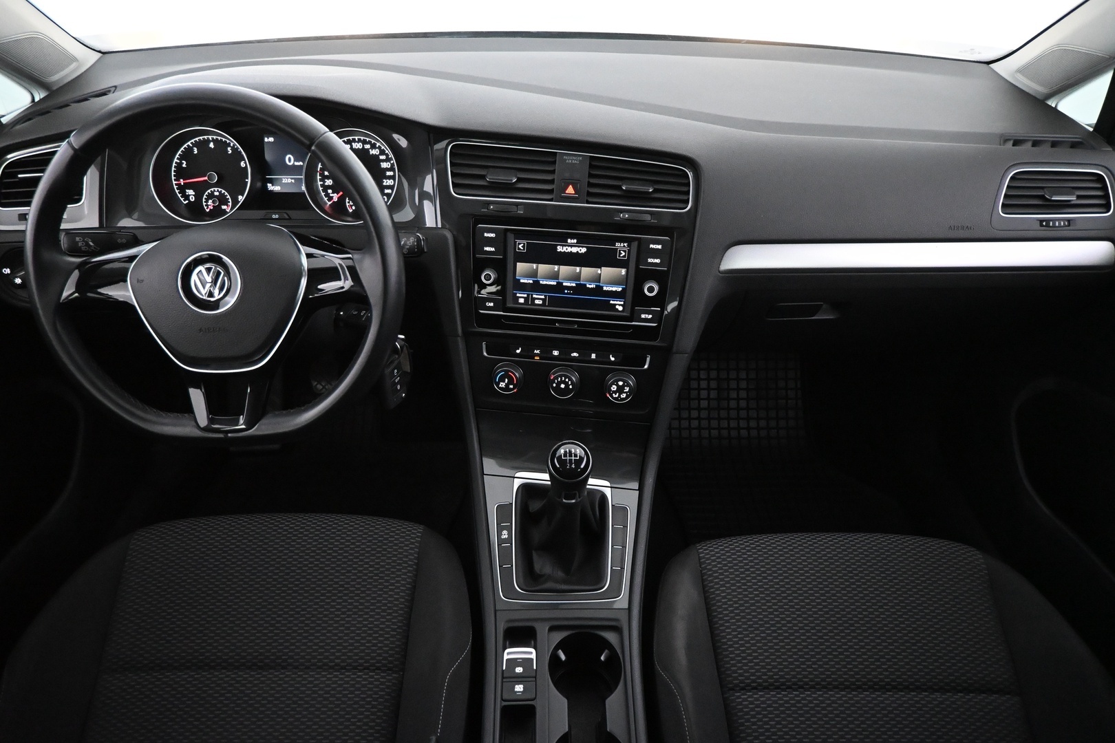VOLKSWAGEN Golf 2018