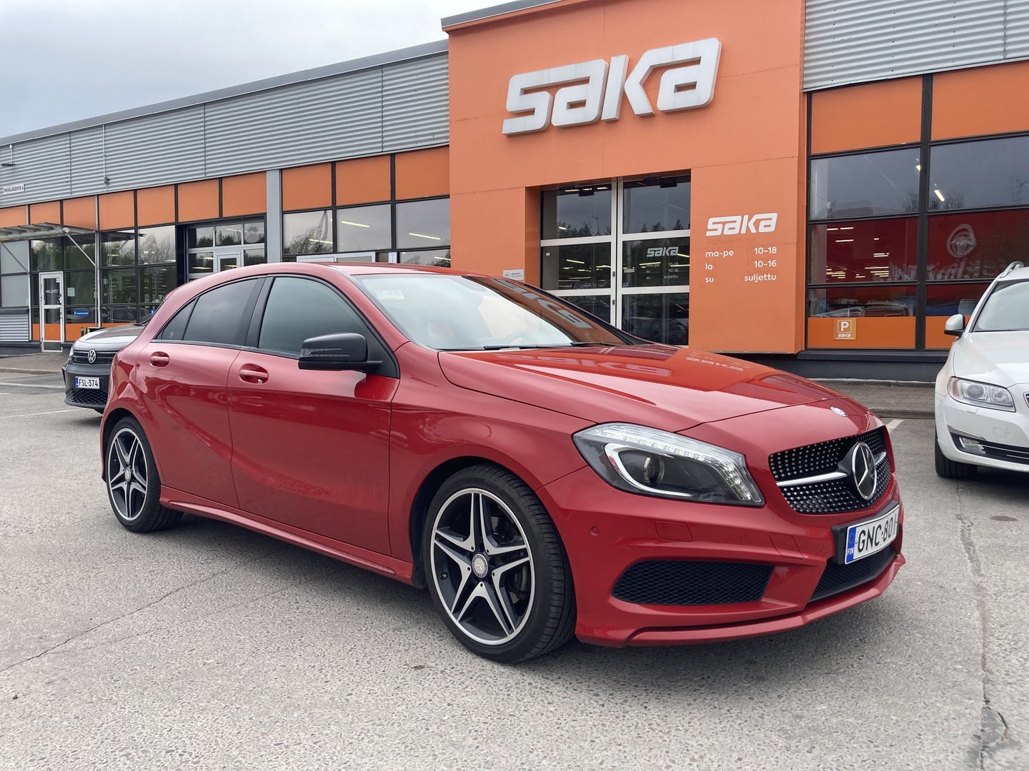 MERCEDES-BENZ A 2015