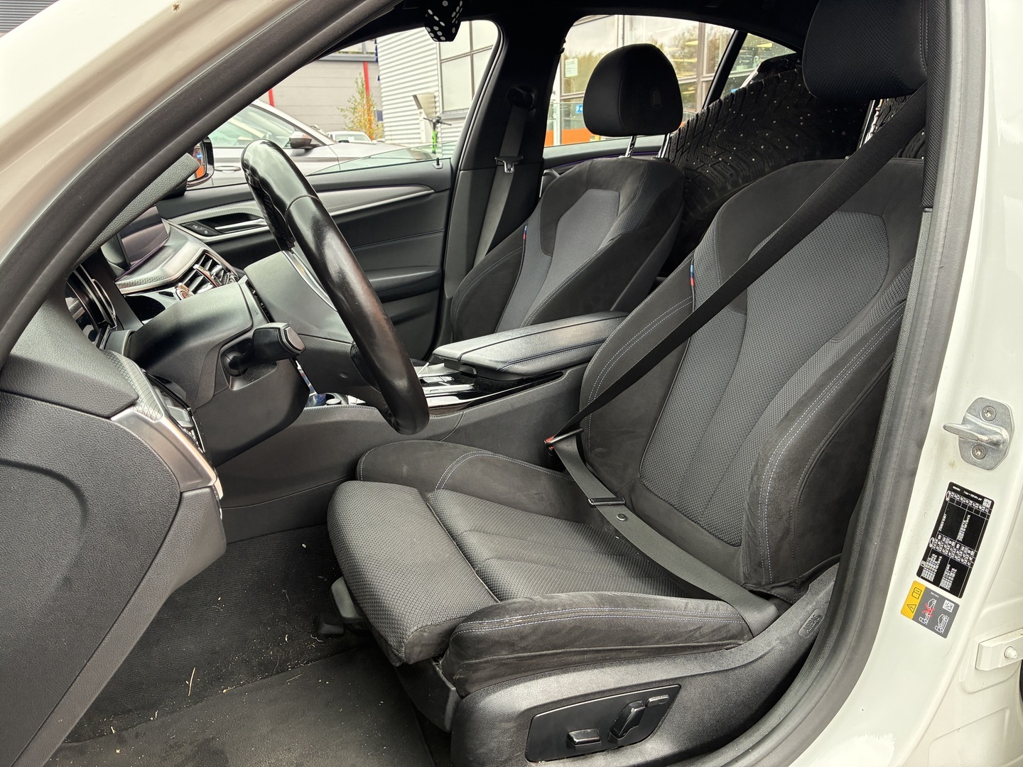BMW 530 2019
