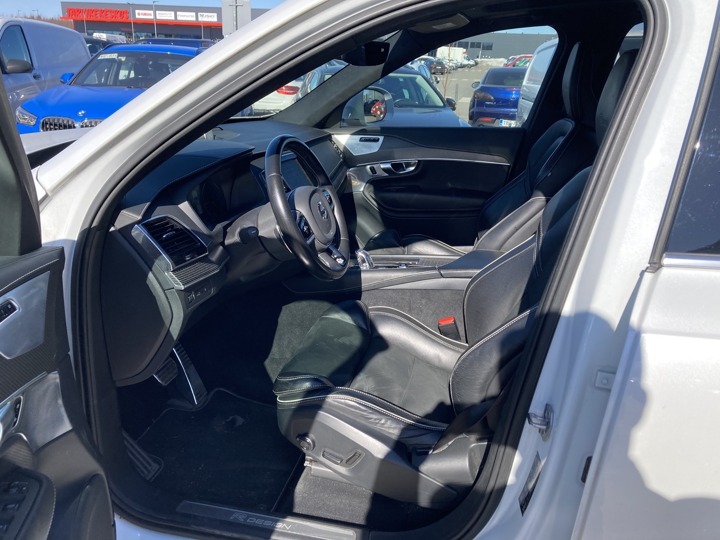 VOLVO XC90 2019