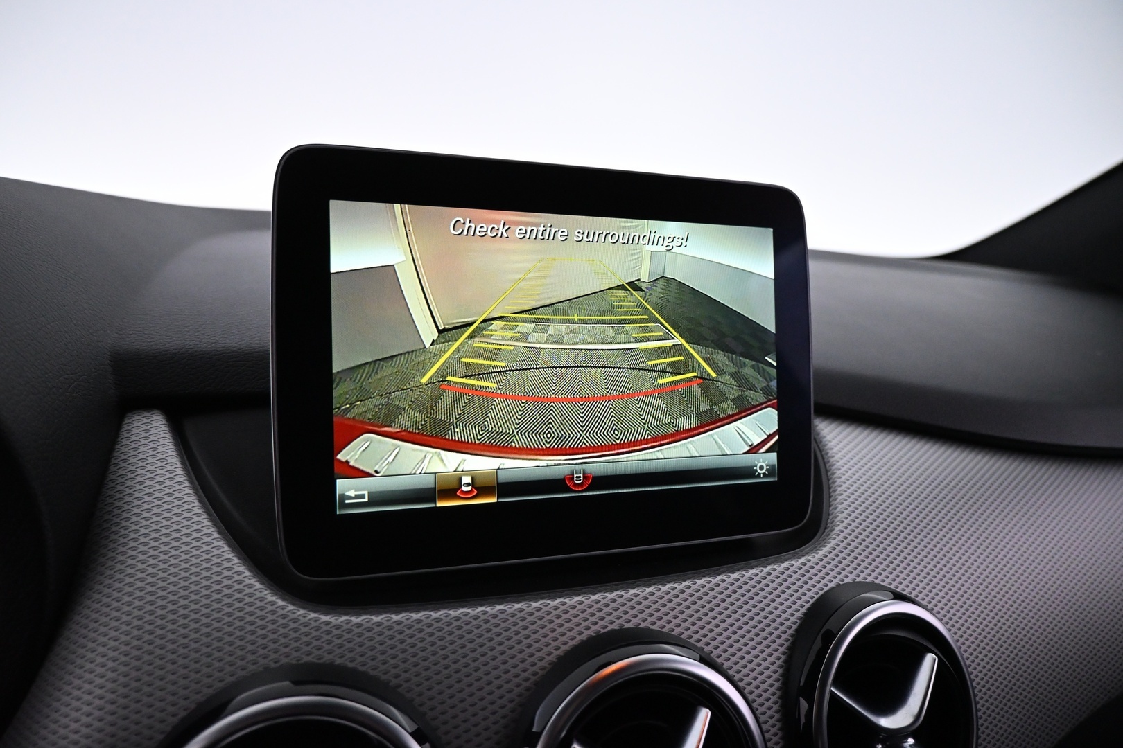 MERCEDES-BENZ B 2018