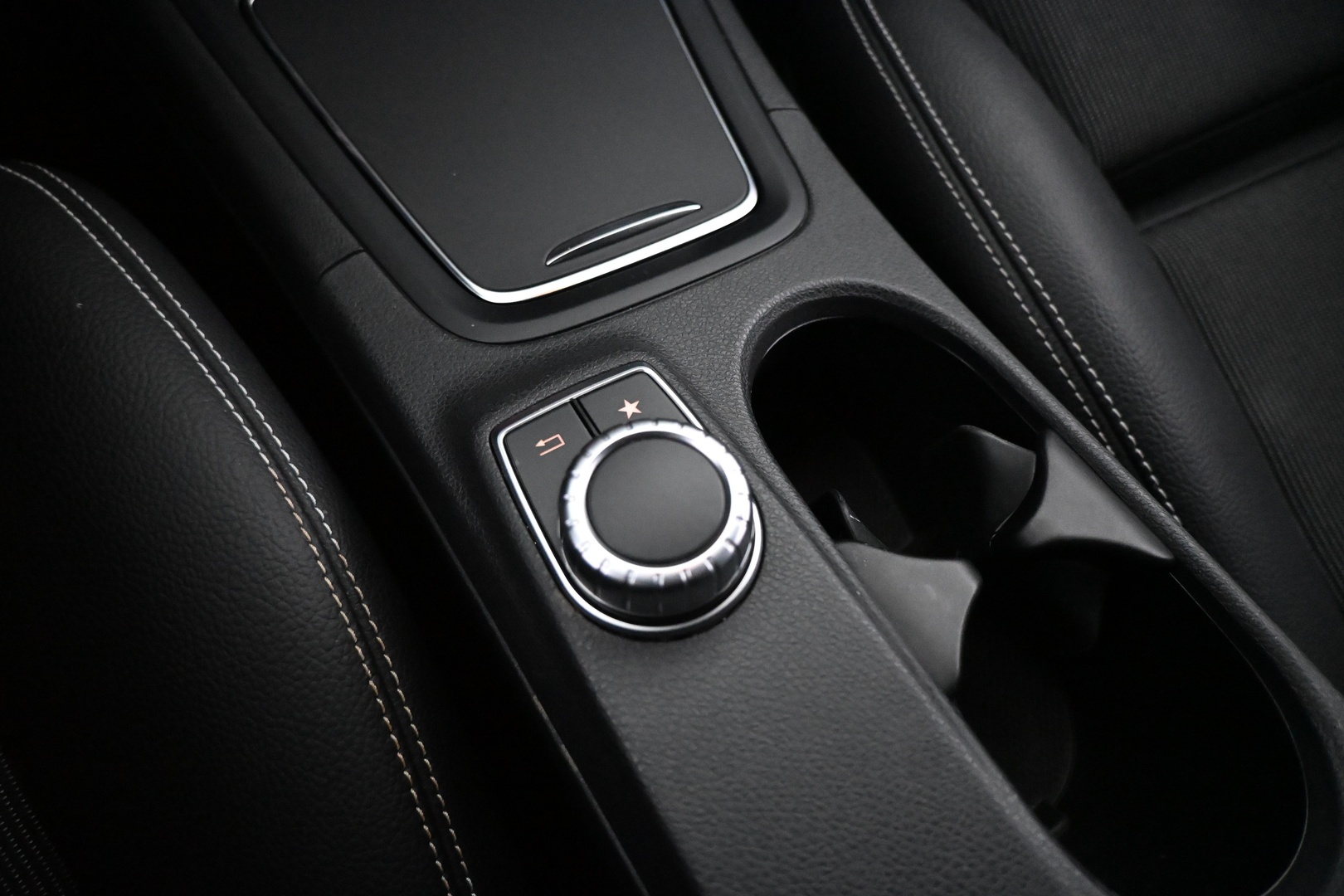 MERCEDES-BENZ B 2018