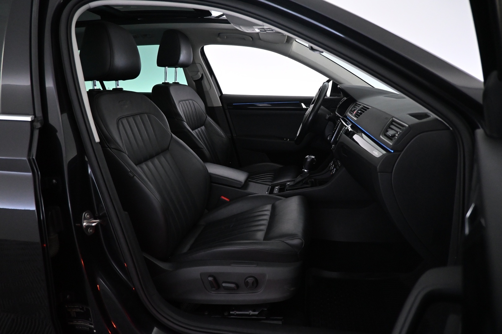 SKODA Superb 2016