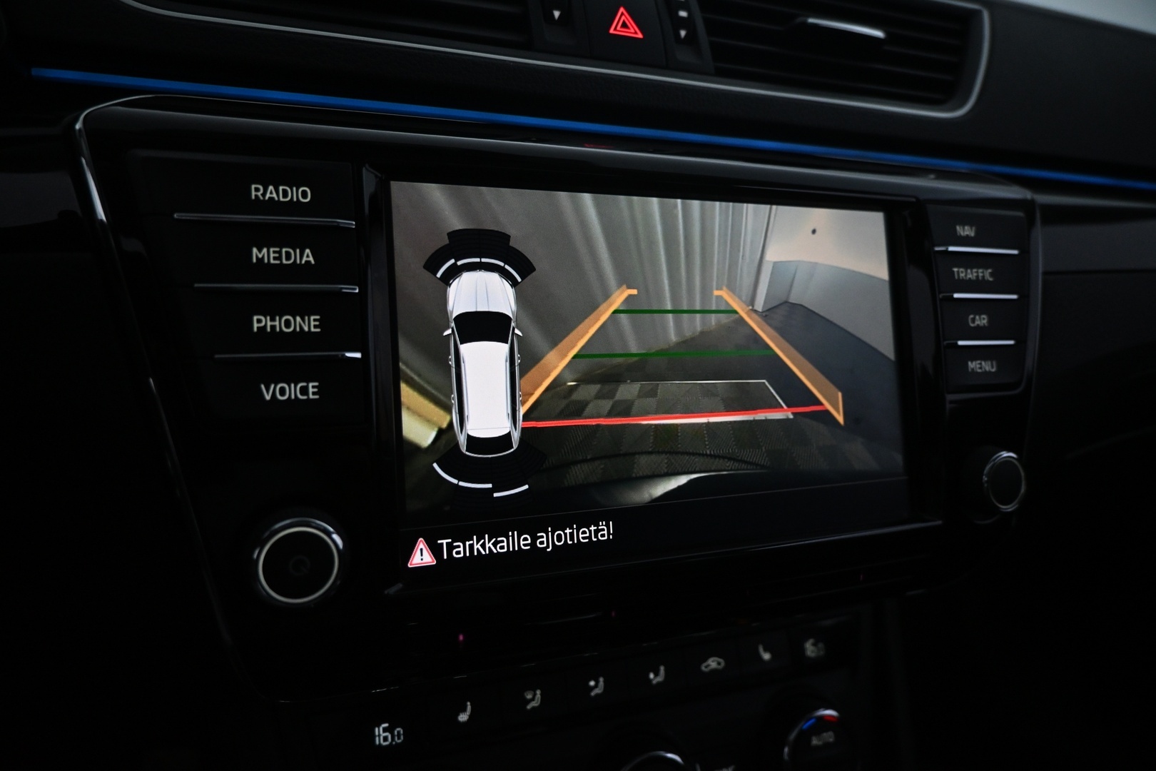 SKODA Superb 2016