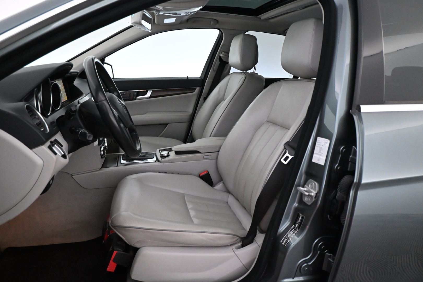 MERCEDES-BENZ C 2012