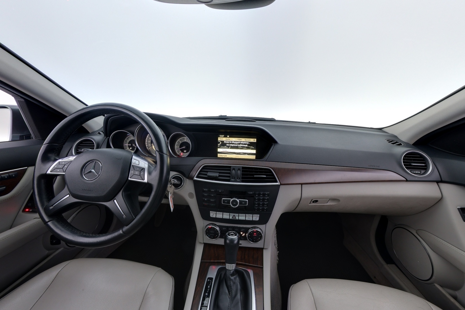 MERCEDES-BENZ C 2012