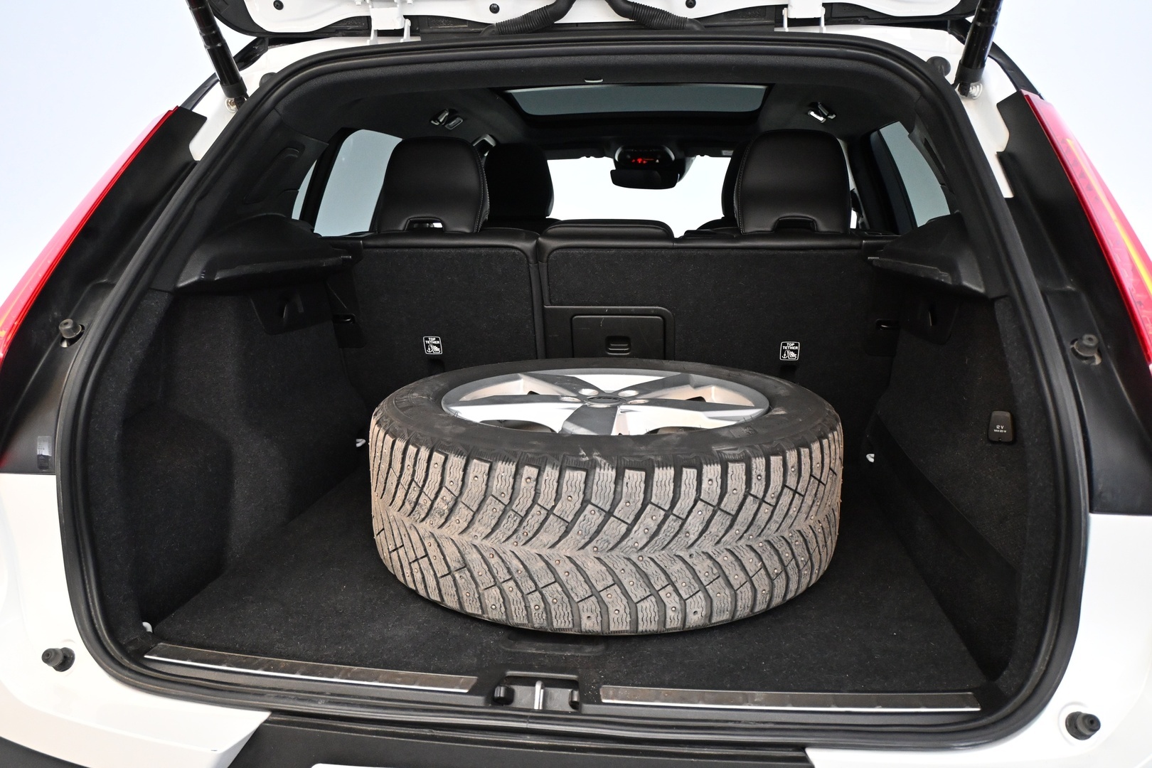 VOLVO XC40 2021