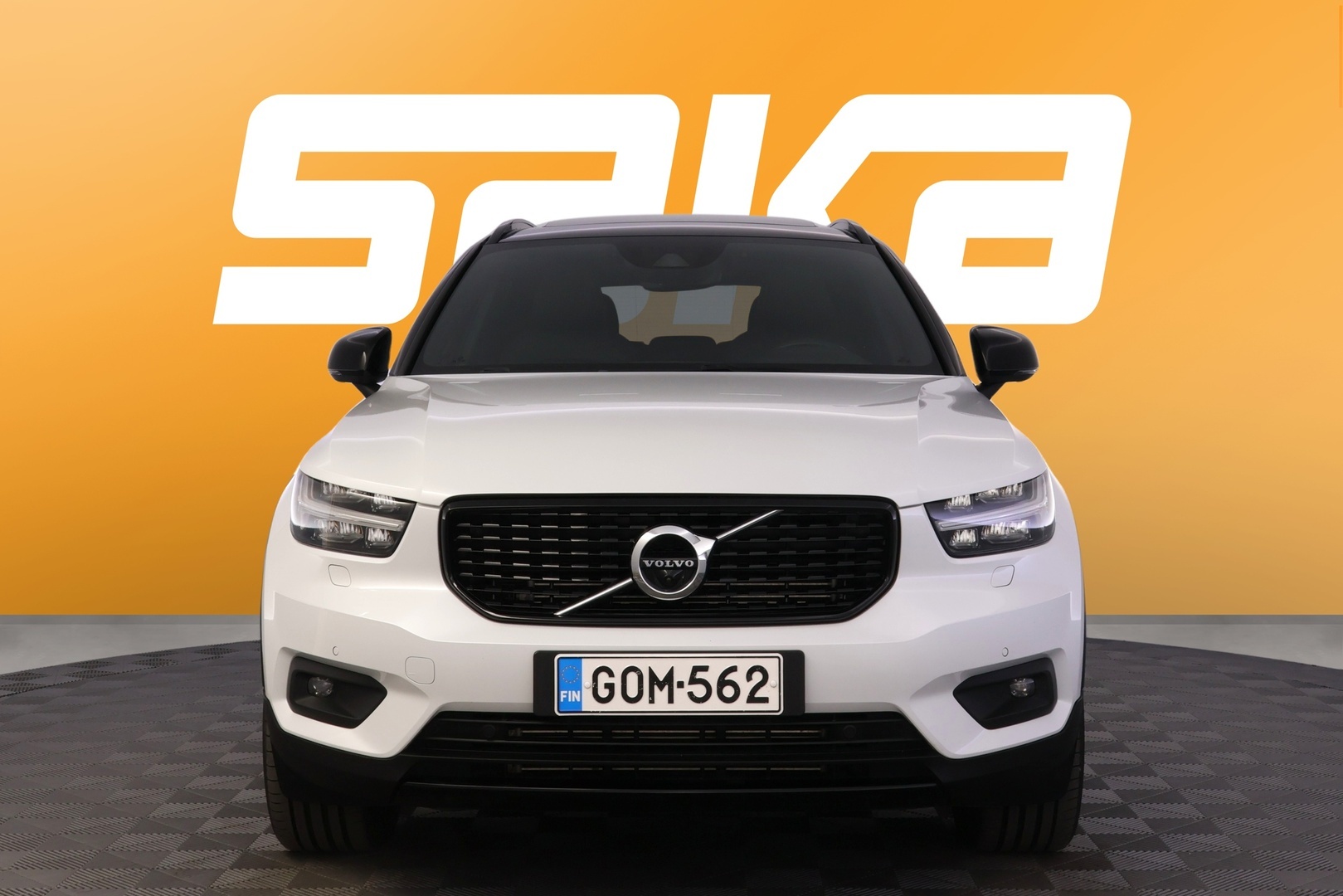 VOLVO XC40 2021