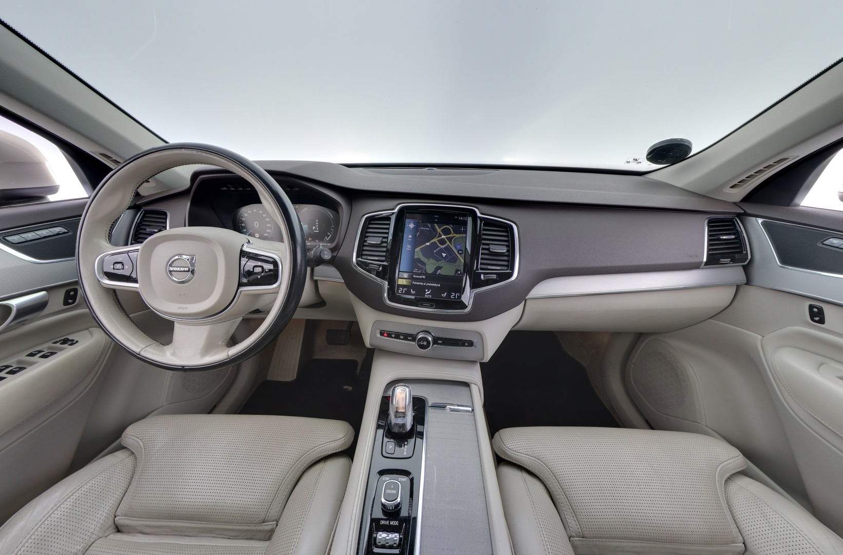 VOLVO XC90 2016