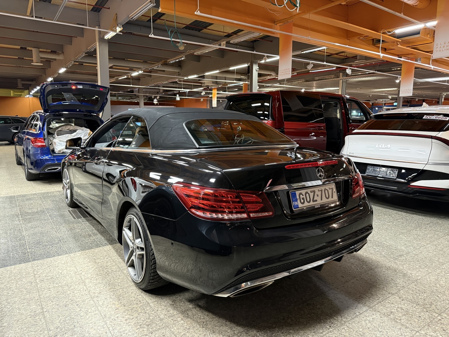 MERCEDES-BENZ E 2013