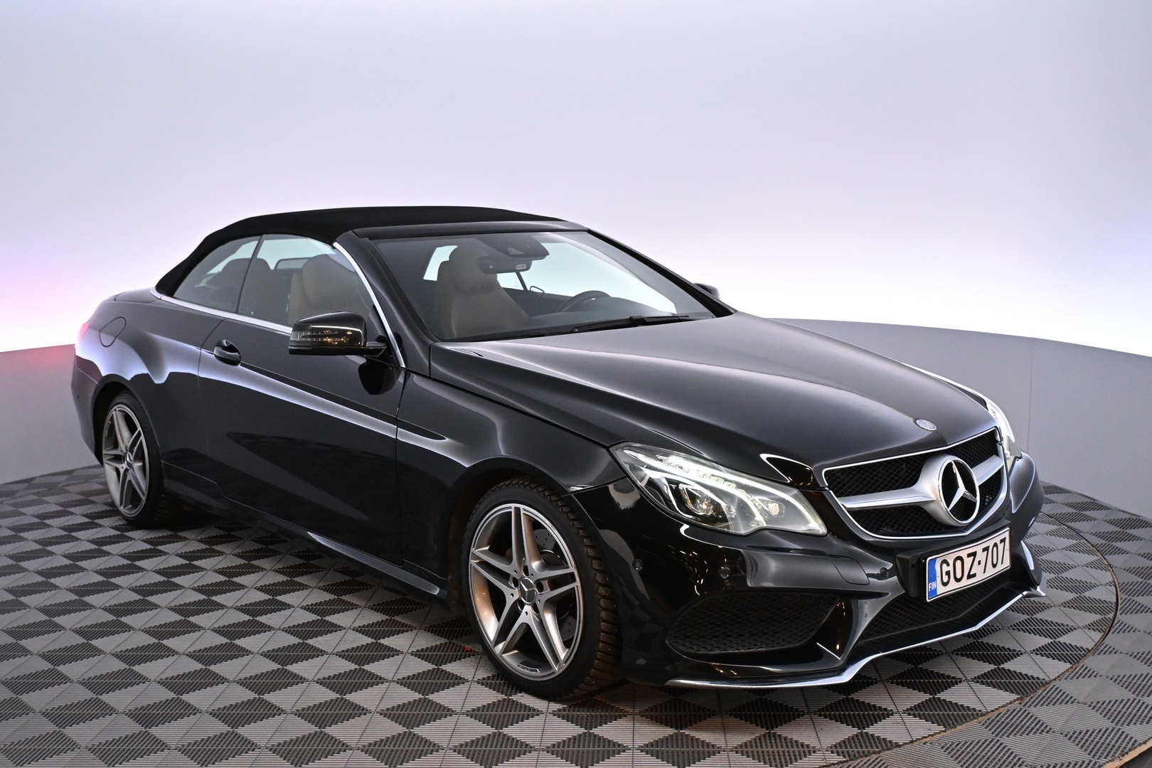 MERCEDES-BENZ E 2013