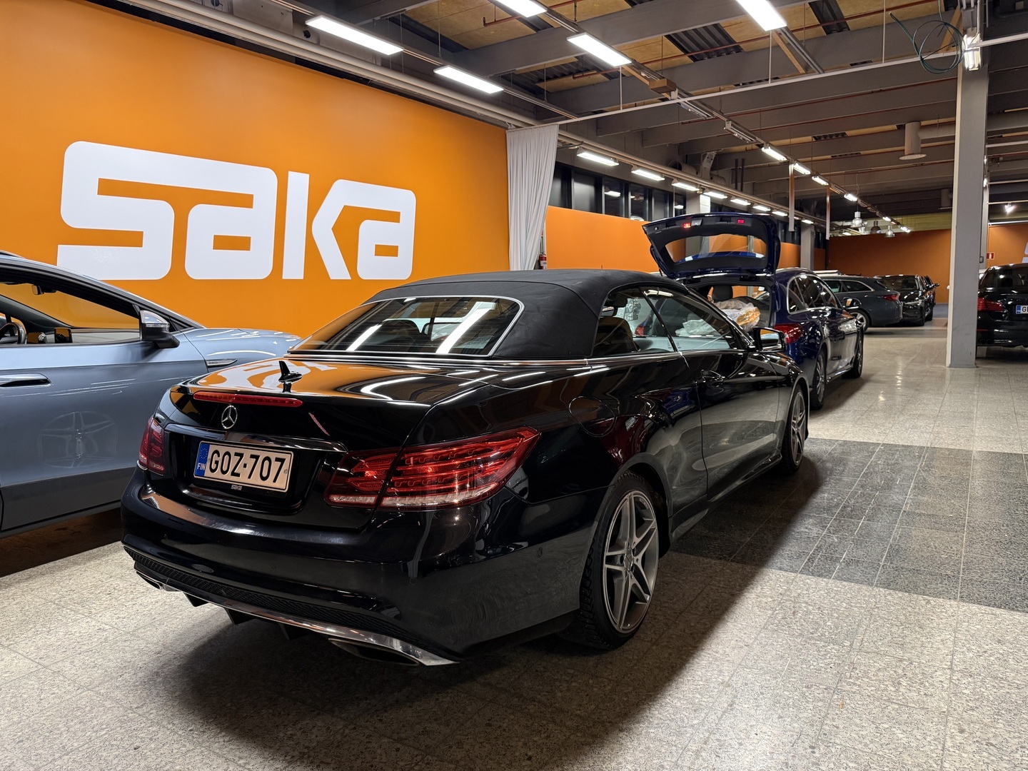 MERCEDES-BENZ E 2013