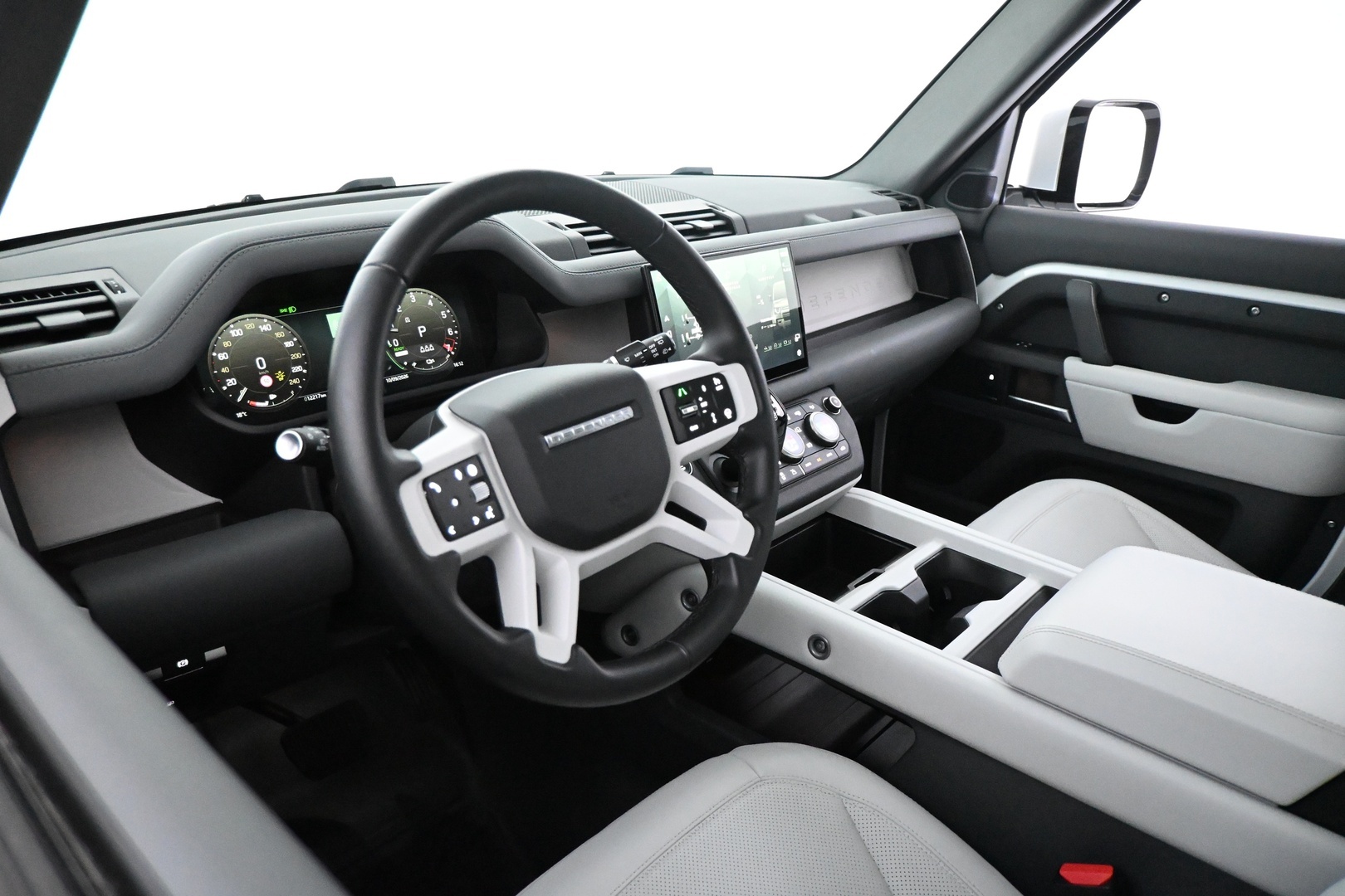 LAND ROVER Defender 2025