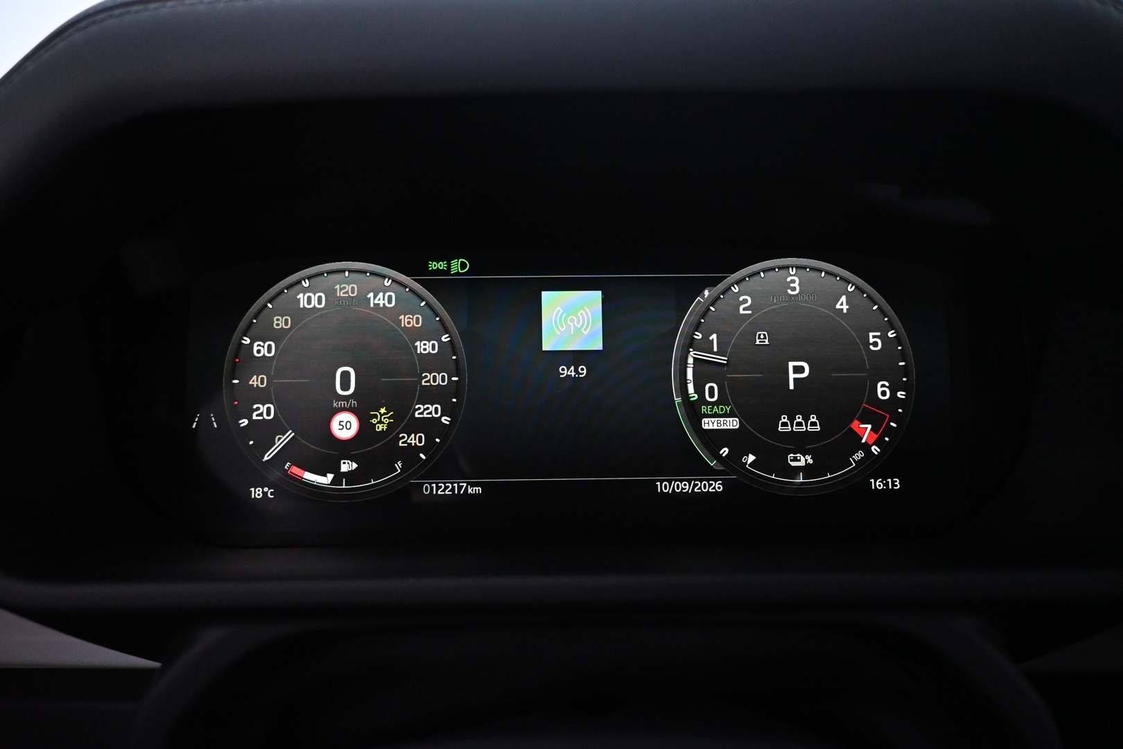 LAND ROVER Defender 2025