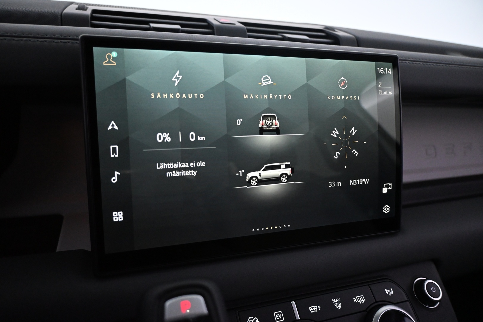 LAND ROVER Defender 2025