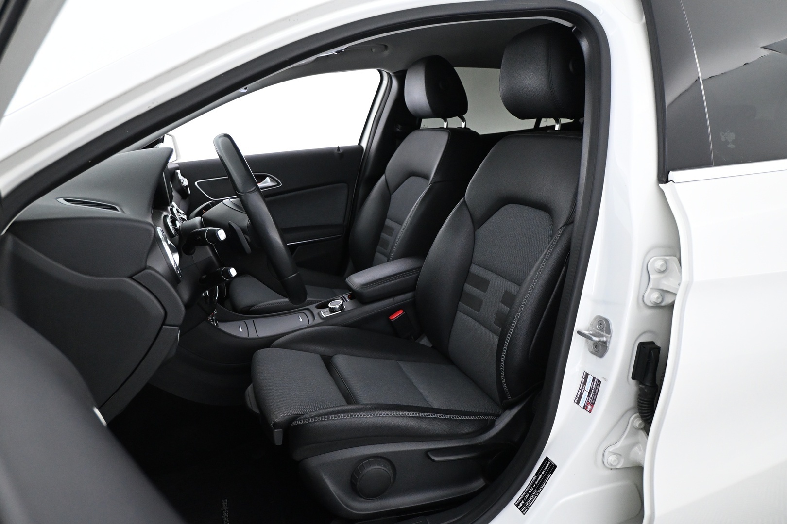 MERCEDES-BENZ GLA 2017