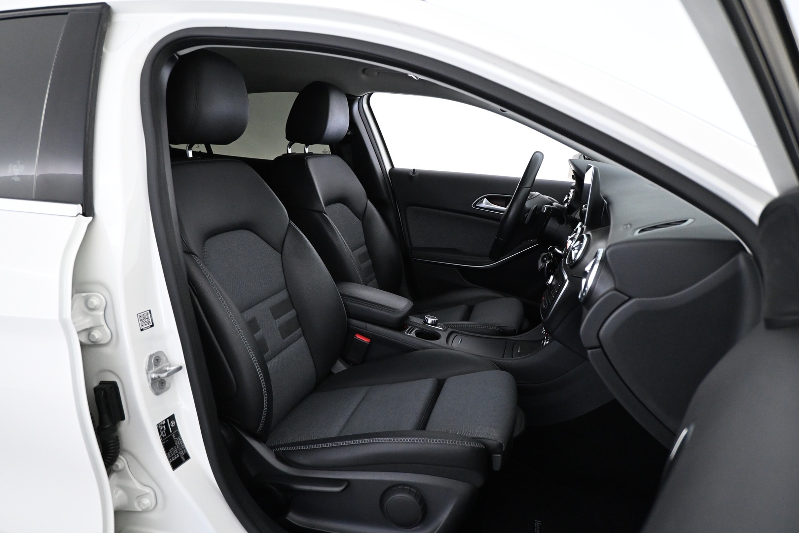 MERCEDES-BENZ GLA 2017