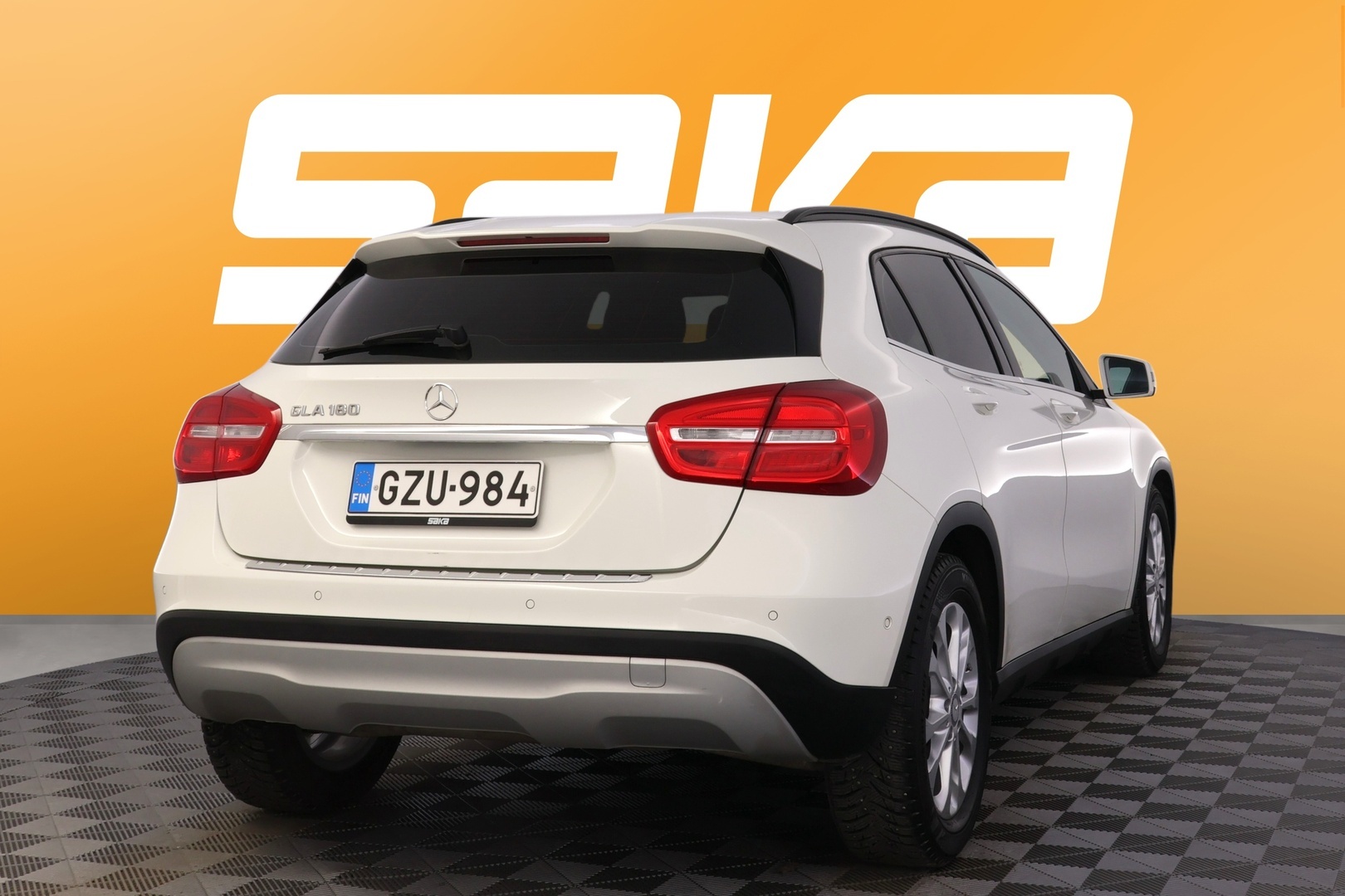 MERCEDES-BENZ GLA 2017