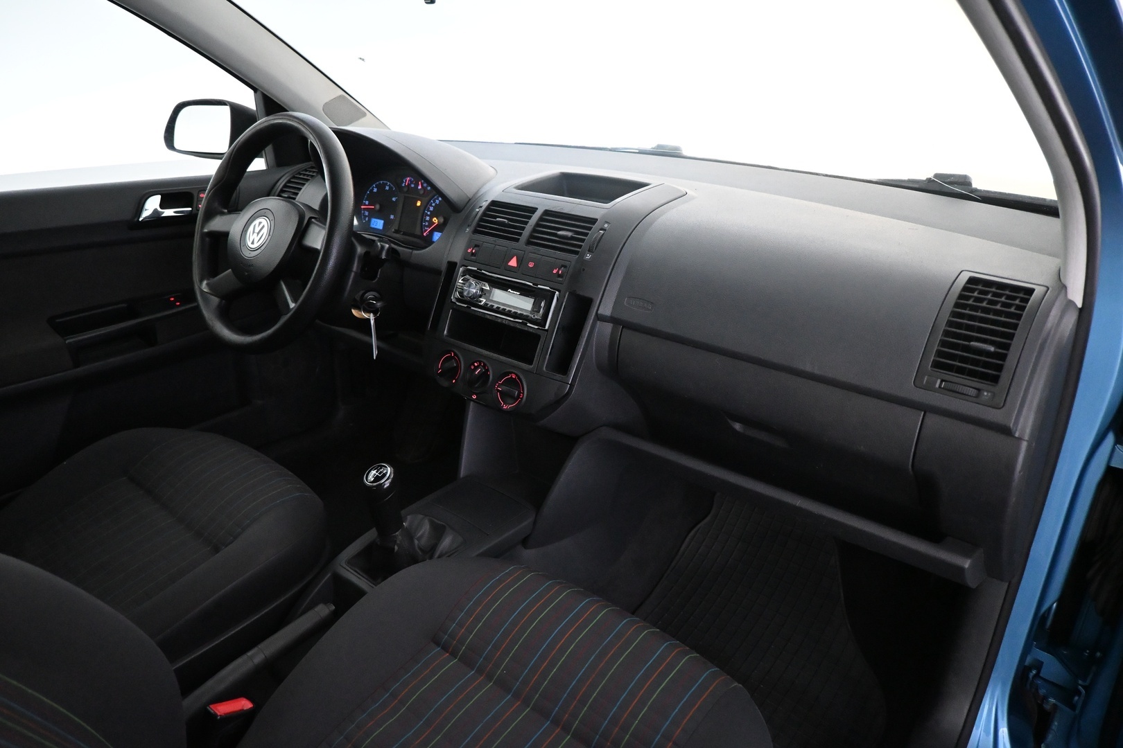 VOLKSWAGEN Polo 2005