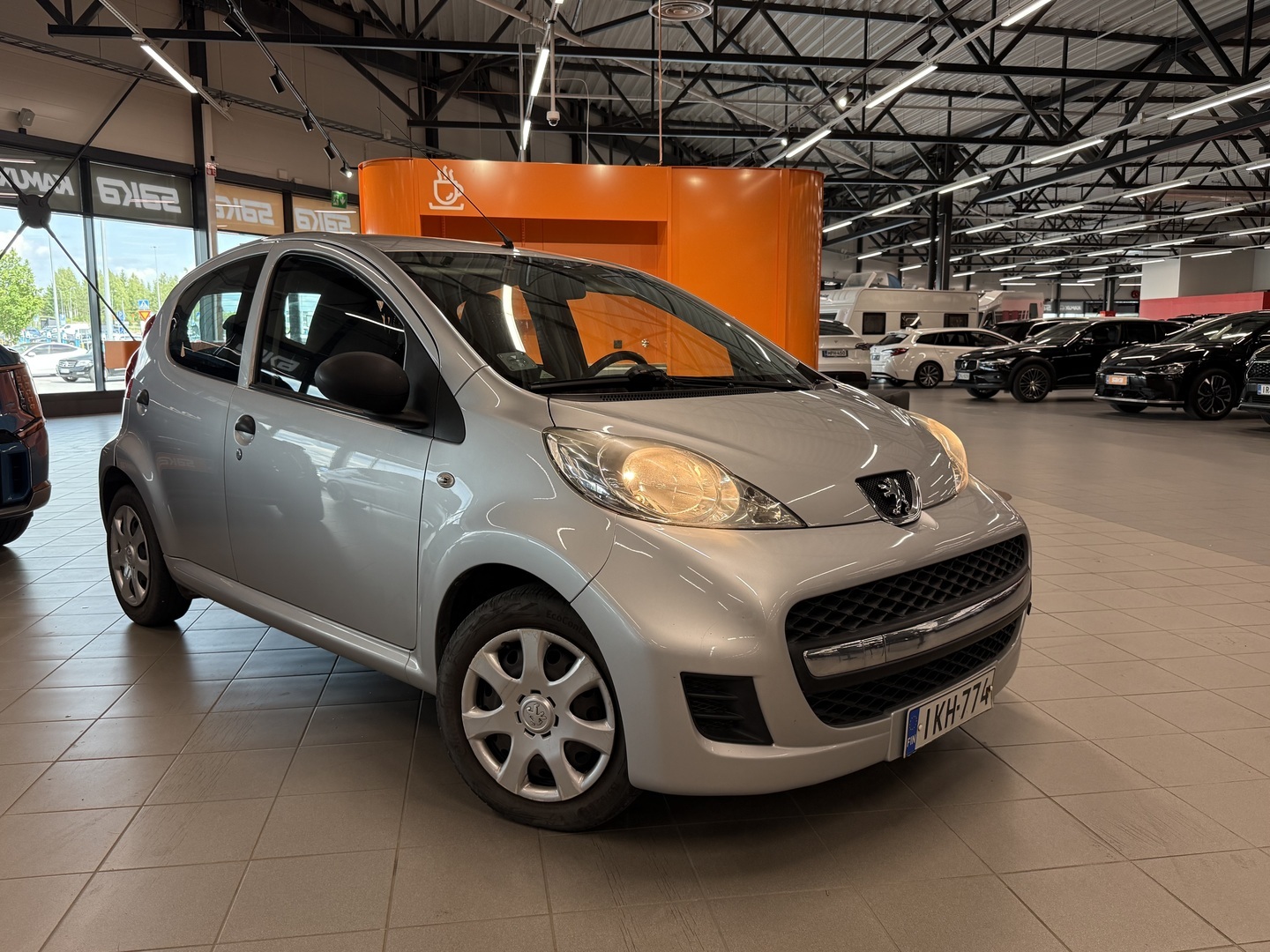 PEUGEOT 107 2012