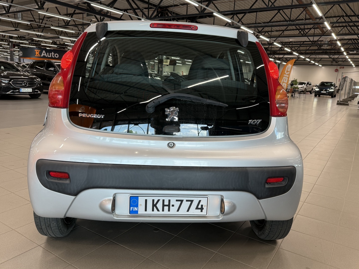 PEUGEOT 107 2012