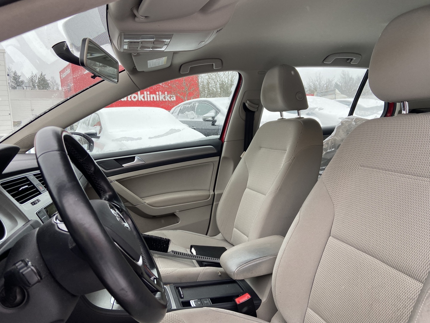 VOLKSWAGEN Golf 2014