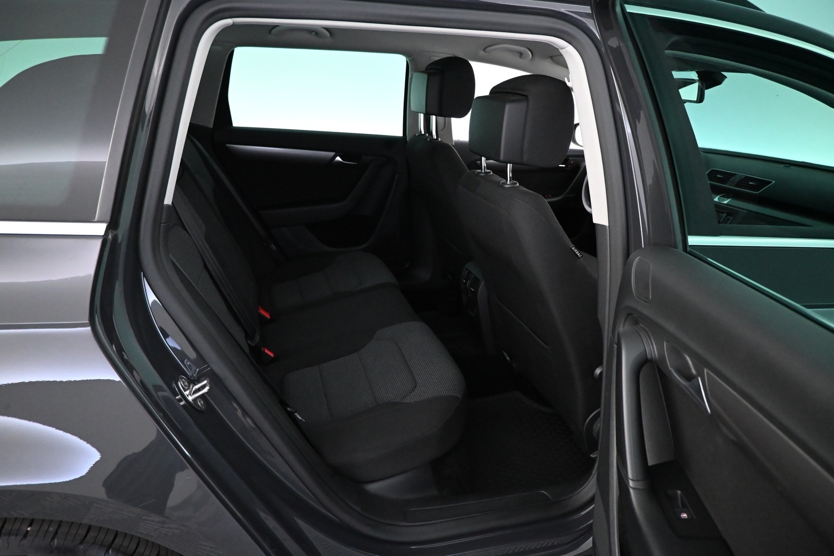 VOLKSWAGEN Passat 2014