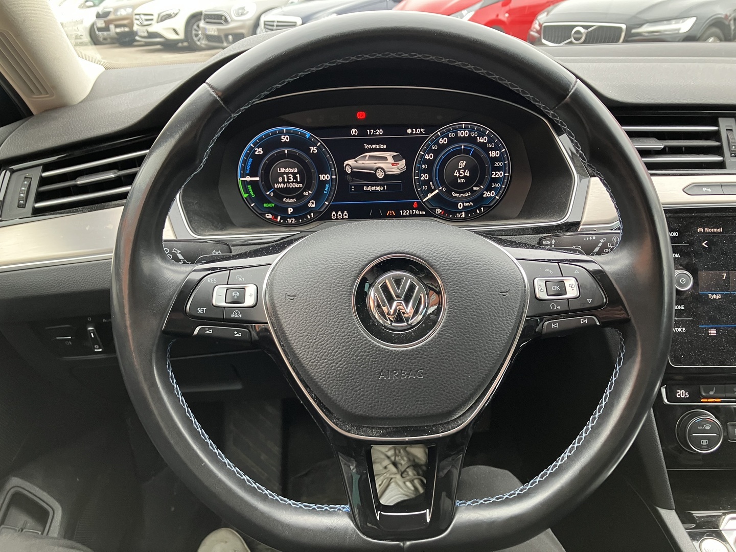 VOLKSWAGEN Passat 2018