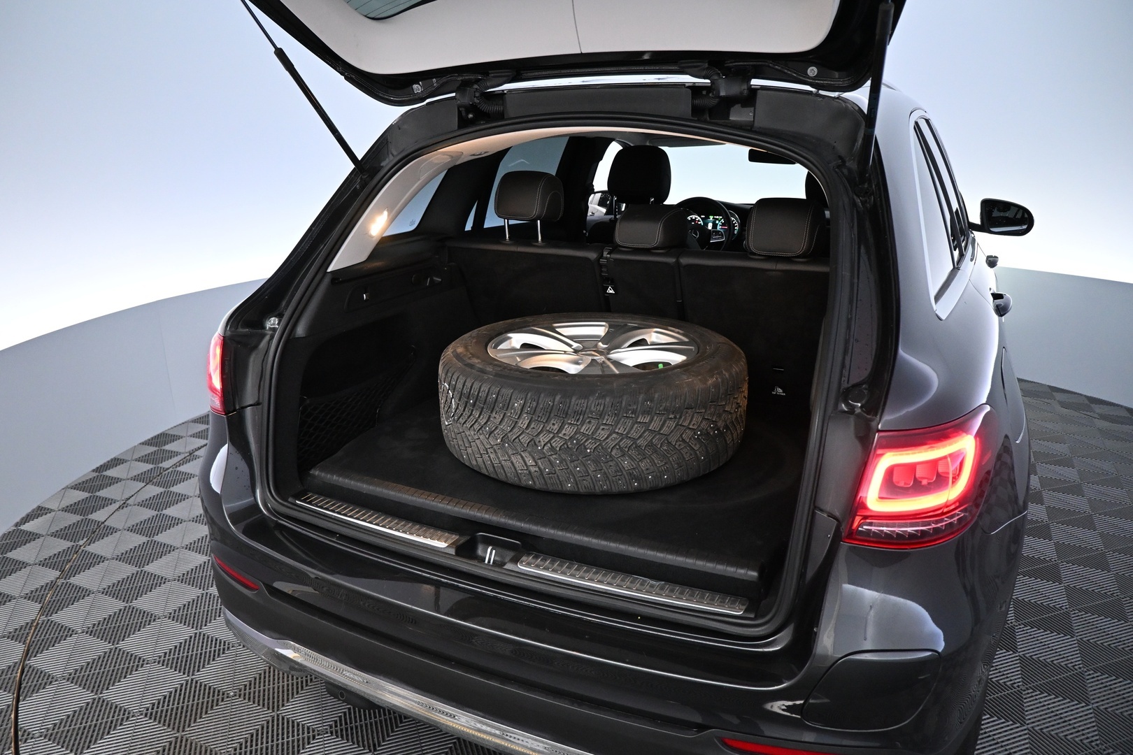 MERCEDES-BENZ GLC 2022