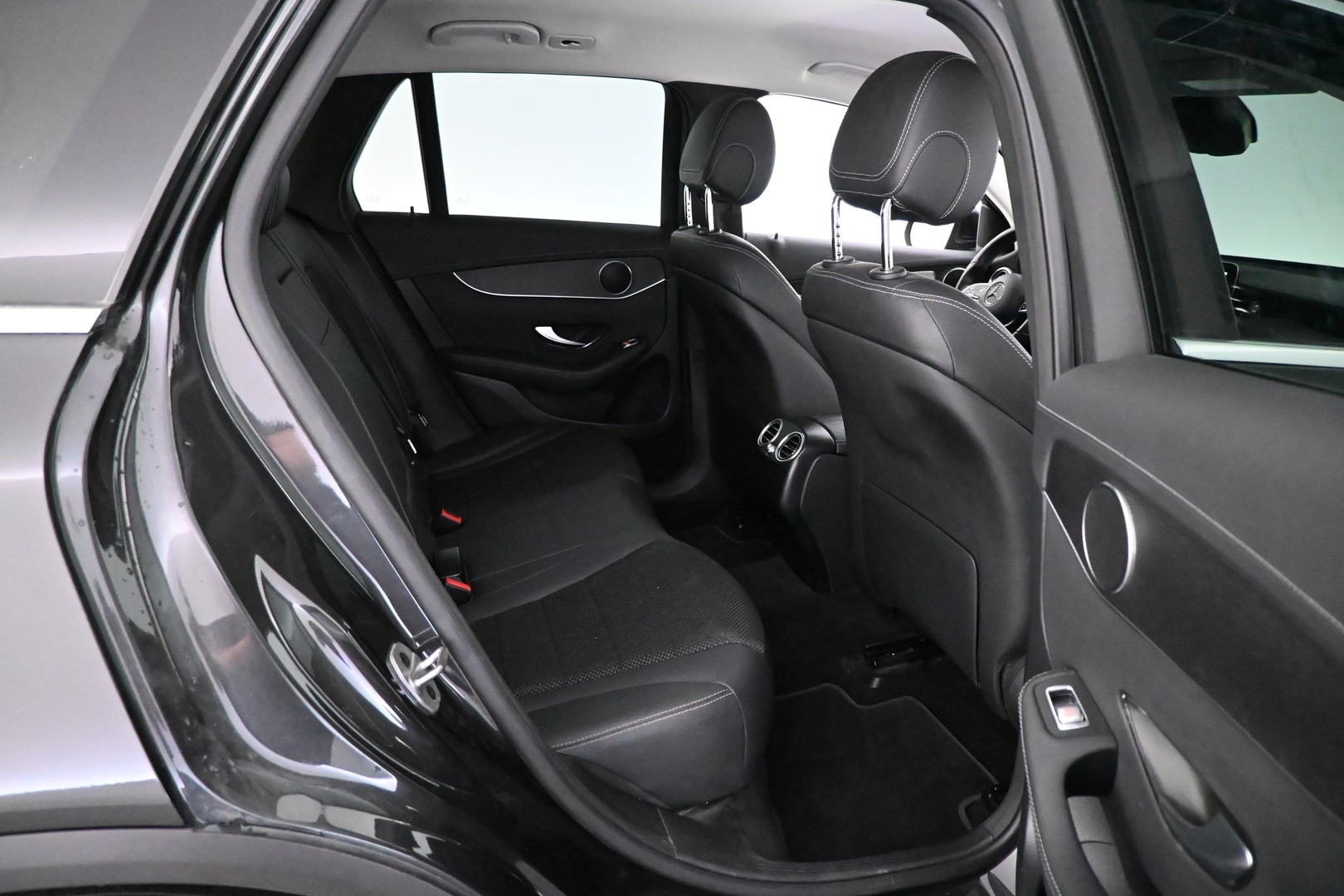 MERCEDES-BENZ GLC 2022
